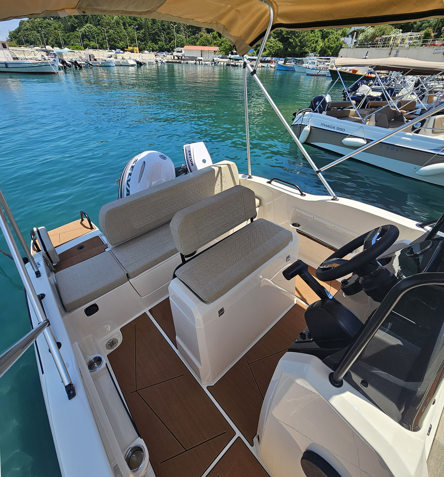 Regina Mare Boat - 6m, 100hp | New Luxury Edition - Image 3