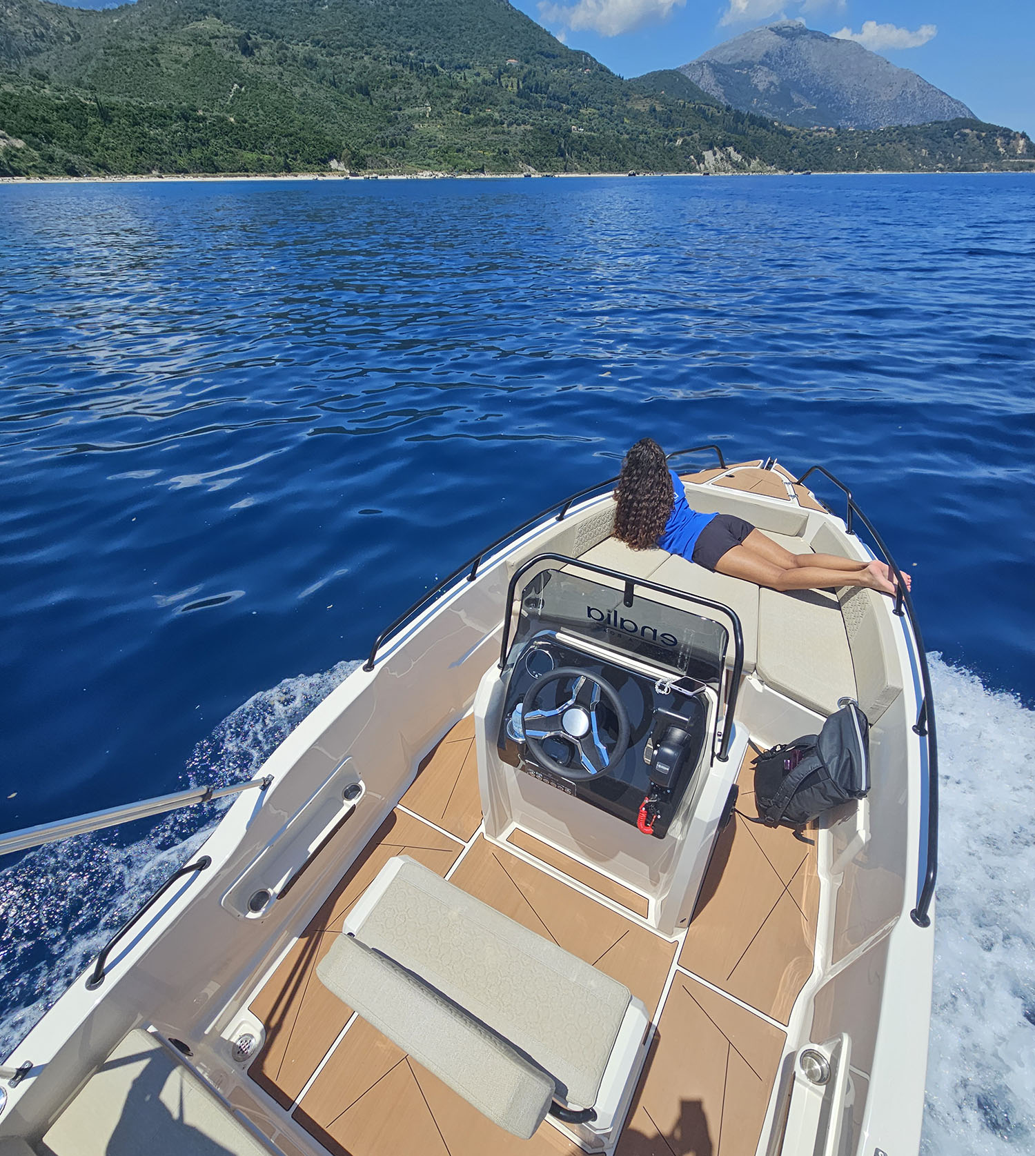 Regina Mare Boat - 6m, 100hp | New Luxury Edition - Image 4